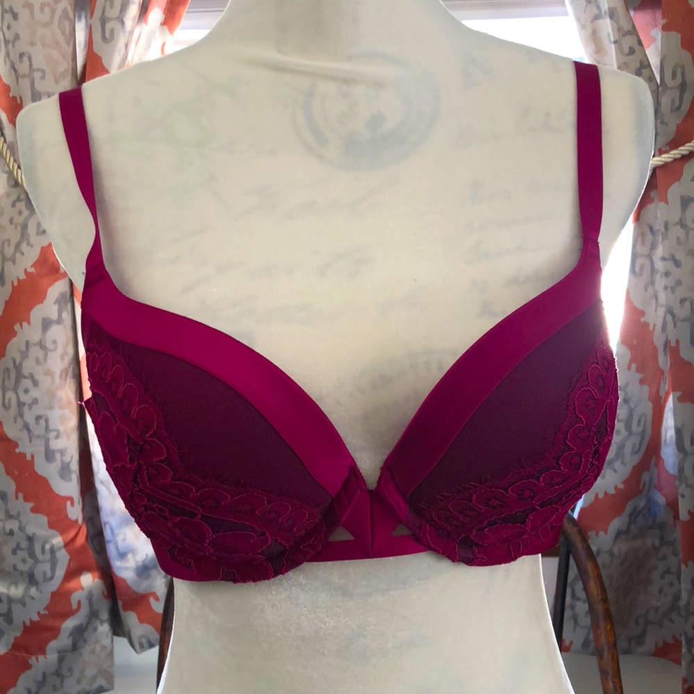Victoria’s Secret Very Sexy Push Up Bra